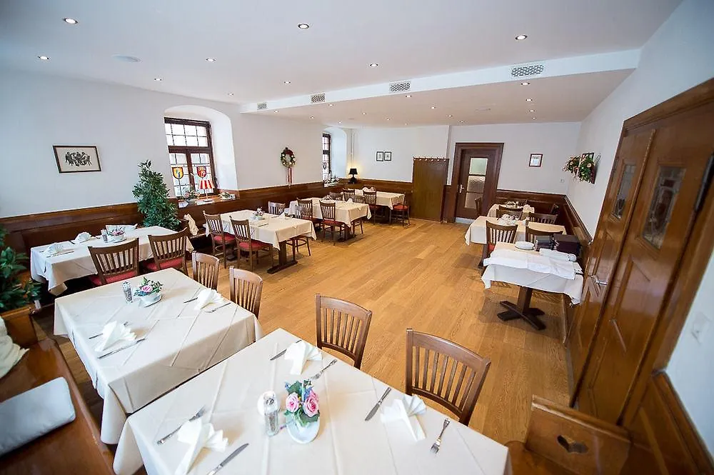 Gasthof Baeren Ochsenfurt Hotel